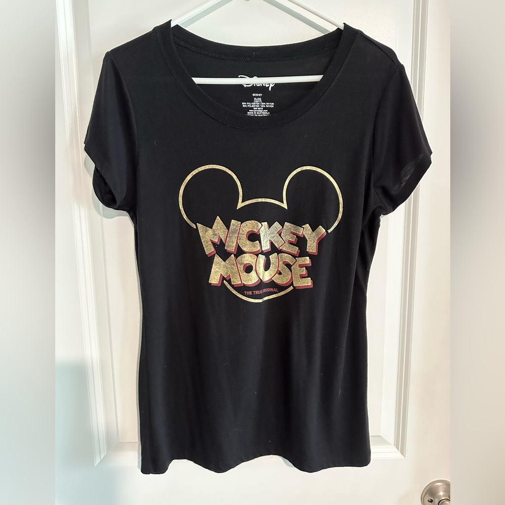 Disney Mickey Mouse girls shirt size XL 15/17 in EUC. Worn only 1x